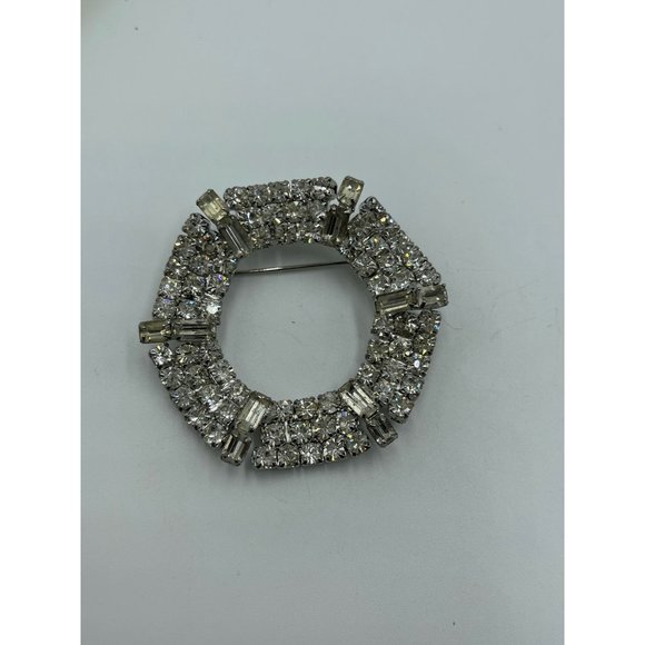 Vintage Unsigned High End Rhodium Plated & Rhinestone Geometric Brooch - Picture 7 of 7